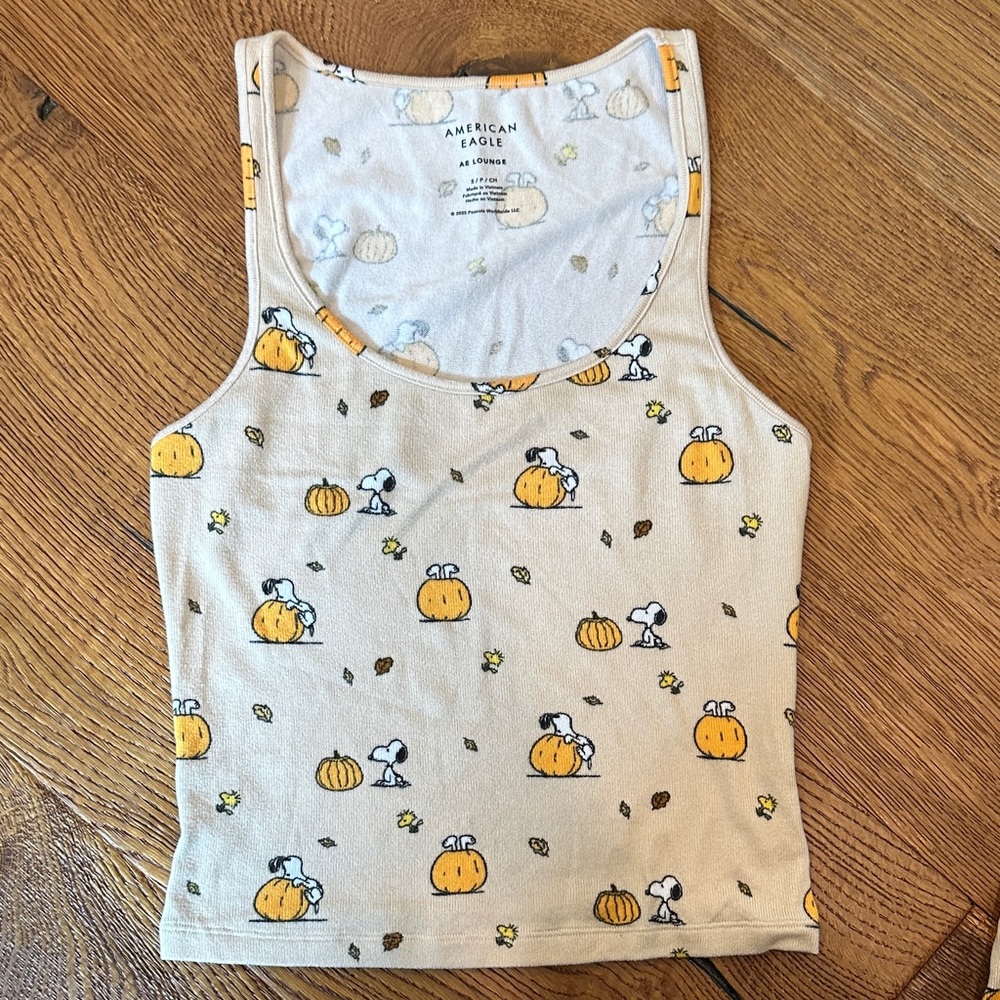 American Eagle Luxe Snoopy/Peanuts Lounge Set - Picture 2 of 7